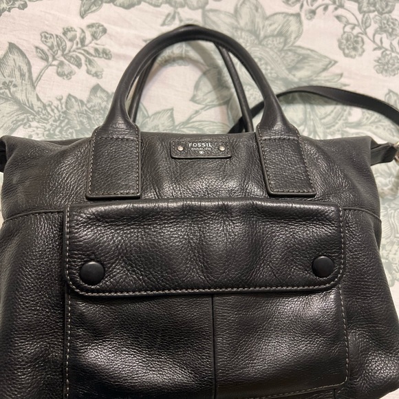 Black leather purse prefect condition, super clean, no scratches - Picture 3 of 5